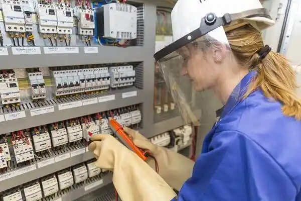 electrician Camanche North Shore